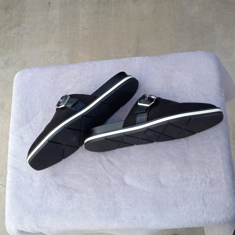 Time and tru size 11 nwot black slide on shoes - Picture 4 of 4
